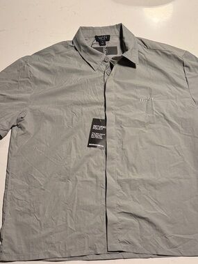 NWT BoohooMAN Gray Short Sleeve Casual Button-Down Shirt medium